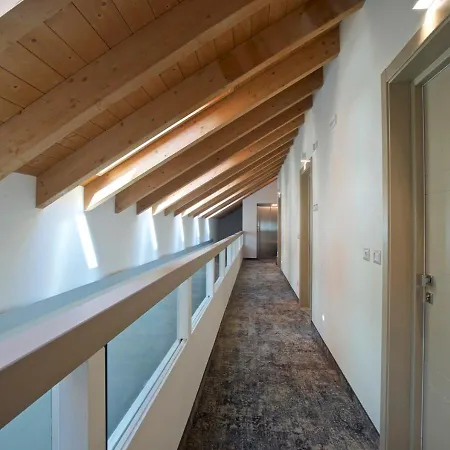 Hotel Lifestyle Binario Zero 3*
