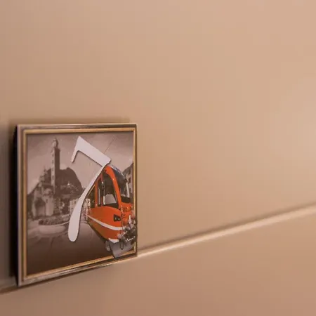 Hotel Lifestyle Binario Zero Tirano