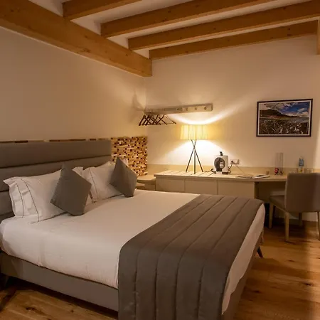 Hotel Lifestyle Binario Zero 3*